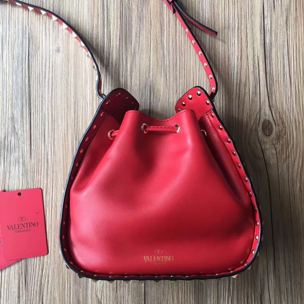 Valentino Garavani Rockstud Bucket Bag in Red Calfskin For Sale