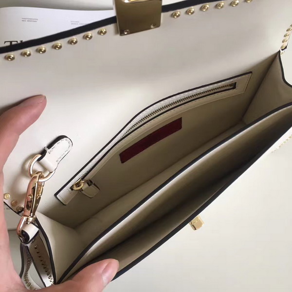 Valentino Garavani Rockstud Clutch in White Nappa Leather For Sale