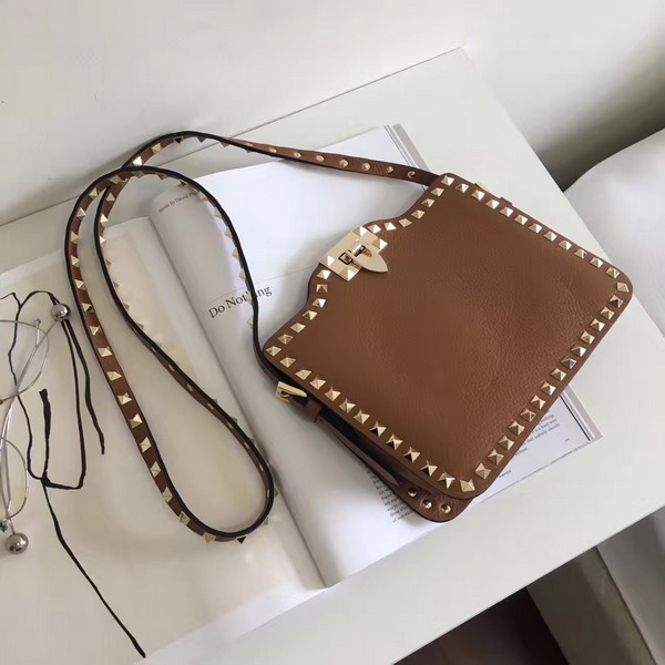 Valentino Garavani Rockstud Cross Body Bag in Brown Stampa Alce Calfskin Gold Studs and Metal Hardwares For Sale