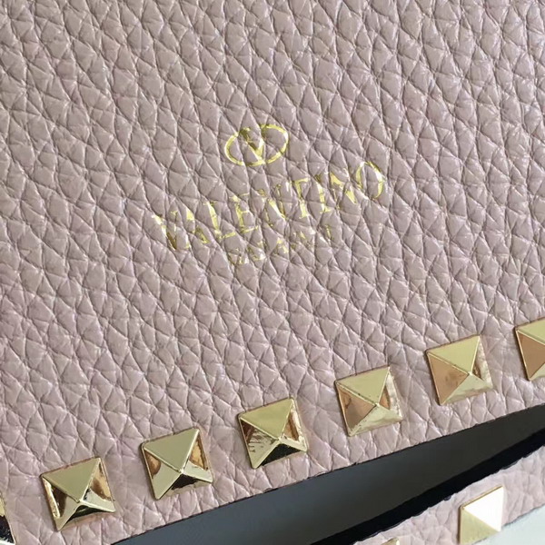 Valentino Garavani Rockstud Cross Body Bag in Light Pink Stampa Alce Calfskin Gold Studs and Metal Hardwares For Sale