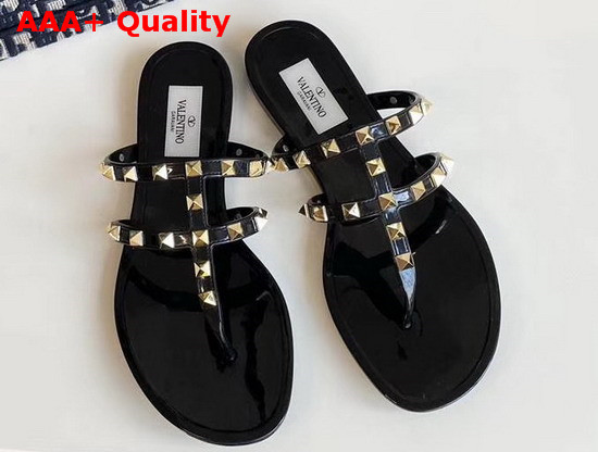 Valentino Garavani Rockstud Flat Rubber Sandal in Black Replica