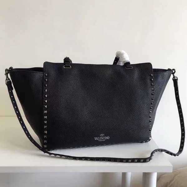 Valentino Garavani Rockstud Medium Tote in Black Stampa Alce Textured Calfskin Gun Metal Studs and Hardware For Sale