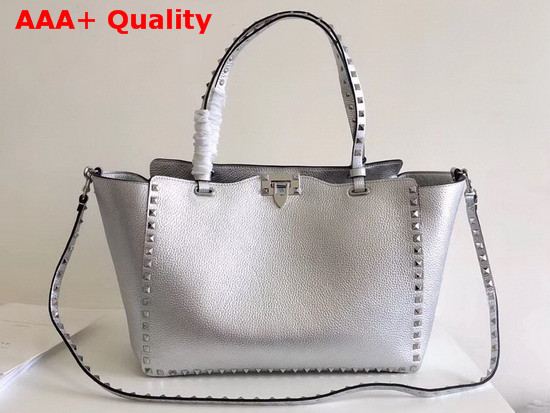 Valentino Garavani Rockstud Medium Tote in Silver Elk Print Calfskin Leather Replica