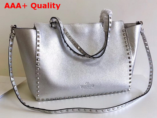 Valentino Garavani Rockstud Medium Tote in Silver Elk Print Calfskin Leather Replica