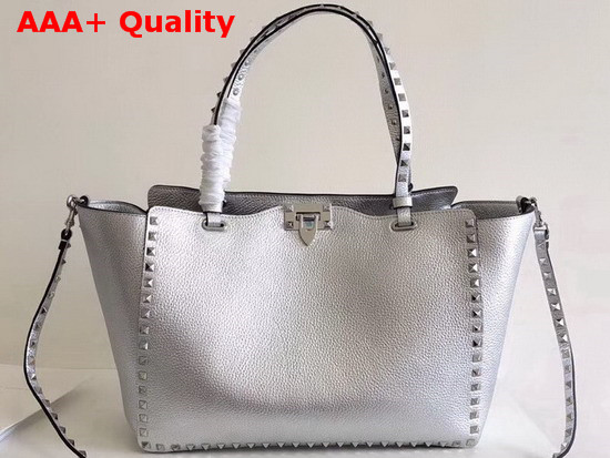 Valentino Garavani Rockstud Medium Tote in Silver Elk Print Calfskin Leather Replica