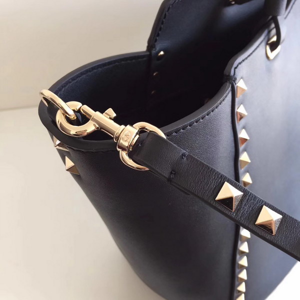 Valentino Garavani Rockstud Medium Trapeze Tote in Black Smooth Calfskin with Gold Hardwares Replica