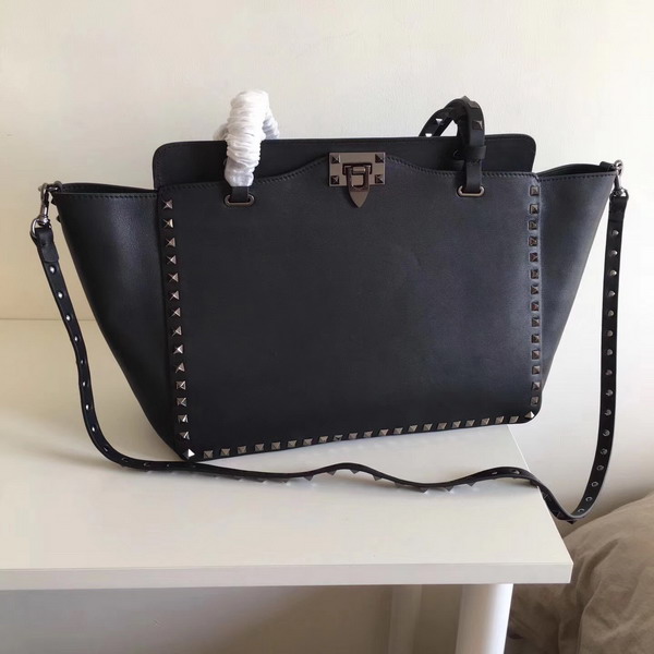 Valentino Garavani Rockstud Medium Trapeze Tote in Black Smooth Calfskin with Silver Hardwares Replica