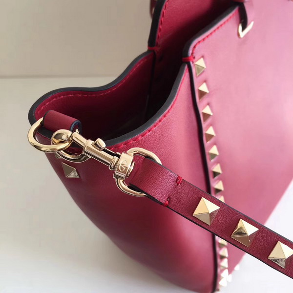 Valentino Garavani Rockstud Medium Trapeze Tote in Red Smooth Calfskin with Gold Hardwares Replica