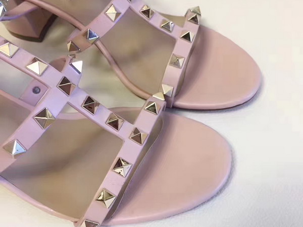 Valentino Garavani Rockstud Sandal in Pink Calfskin Leather For Sale