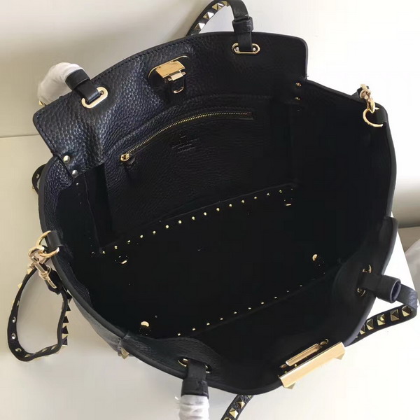 Valentino Garavani Rockstud Small Tote in Black Pebble Grain Calfskin Platinum Finish Studs For Sale