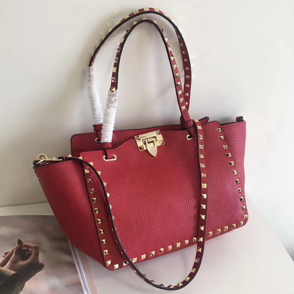 Valentino Garavani Rockstud Small Tote in Red Pebble Grain Calfskin Platinum Finish Studs For Sale