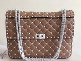 Valentino Garavani Rockstud Spike Chain Bag in Nude Soft Lambskin with White Hardwares For Sale