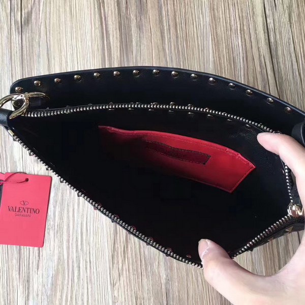 Valentino Garavani Rockstud Spike Clutch in Black Lambskin For Sale