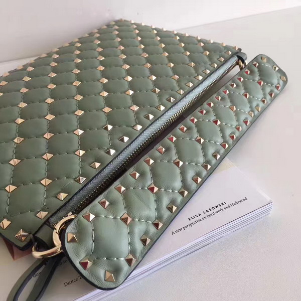 Valentino Garavani Rockstud Spike Clutch in Light Green Lambskin For Sale