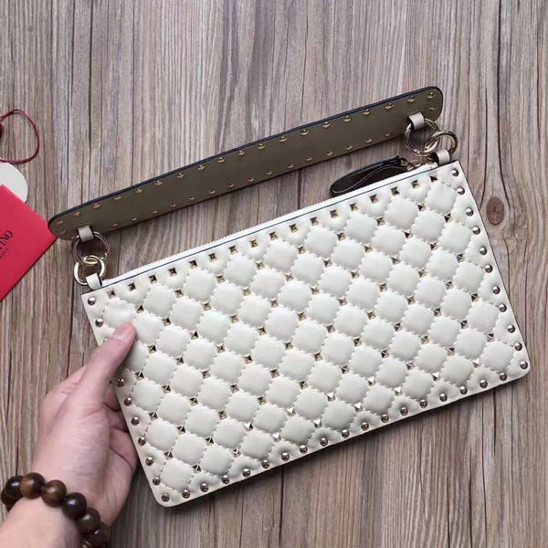 Valentino Garavani Rockstud Spike Clutch in White Lambskin For Sale