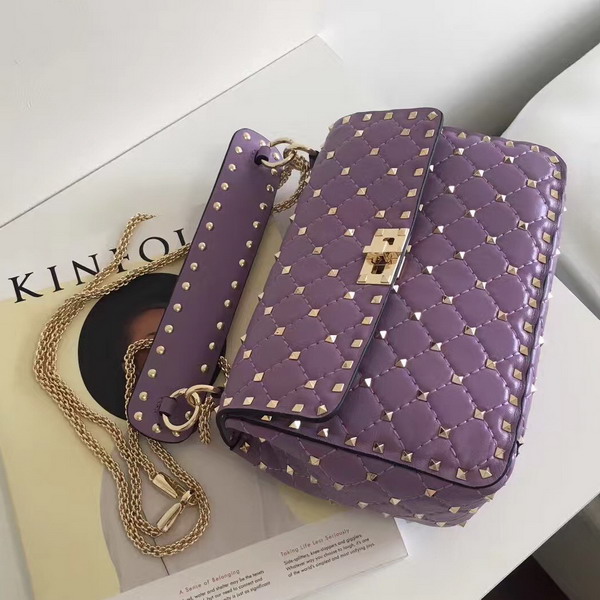 Valentino Garavani Rockstud Spike Medium Chain Bag in Light Purple Soft Nappa Lambskin Leather For Sale