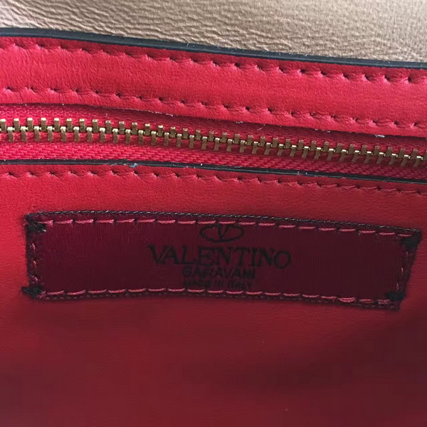 Valentino Garavani Rockstud Spike Medium Chain Bag in Poudre Soft Nappa Lambskin Leather For Sale