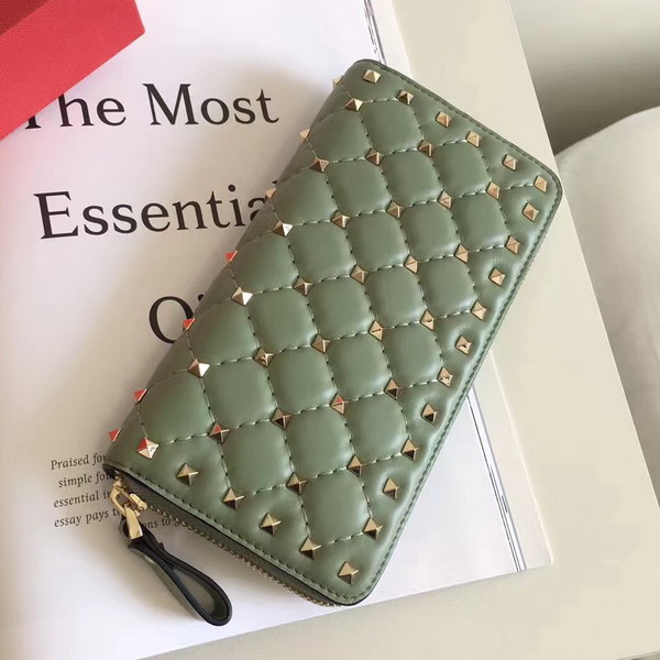 Valentino Garavani Rockstud Spike Zip Continental Wallet in Light Green Soft Lambskin Leather For Sale