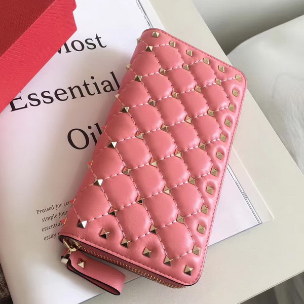 Valentino Garavani Rockstud Spike Zip Continental Wallet in Pink Soft Lambskin Leather For Sale