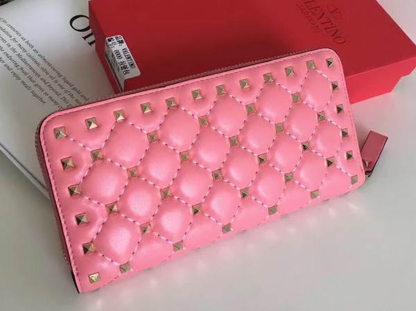 Valentino Garavani Rockstud Spike Zip Continental Wallet in Pink Soft Lambskin Leather For Sale