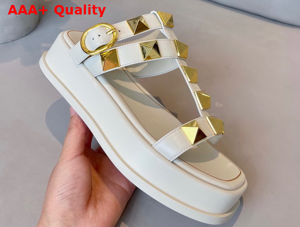 Valentino Garavani Roman Stud Calfskin Flatform Sandal 40mm Light Ivory Replica