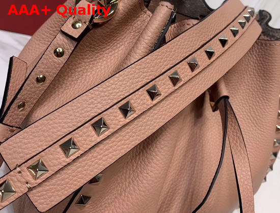 Valentino Garavani Small Rockstud Grainy Calfskin Bucket Bag in Poudre Replica