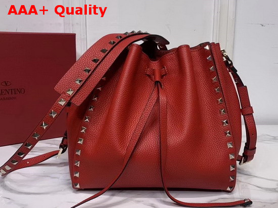 Valentino Garavani Small Rockstud Grainy Calfskin Bucket Bag in Red Replica