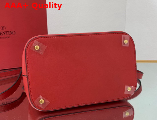 Valentino Garavani Supervee Calfskin Handbag in Red Replica