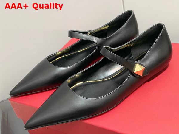 Valentino Garavani Tiptoe Leather Ballet Flats in Black Replica