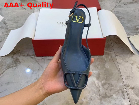 Valentino Garavani Vlogo Calfskin Slingback Pump in Blue Replica