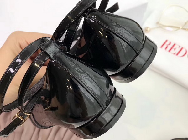 Valentino Patent Leather Ballerina Flats in Black For Sale