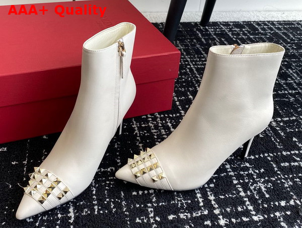 Valentino Rockstud Calfskin Ankle Boot in White Replica