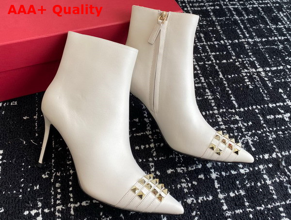 Valentino Rockstud Calfskin Ankle Boot in White Replica