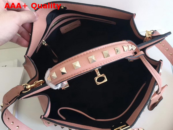 Valentino Rockstud Lock Tote Pink Grained Calfskin Replica