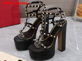 Valentino Rockstud Platform Sandal in Black Calfskin Replica