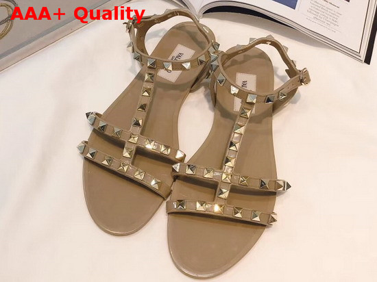 Valentino Rubber Rockstud Flat Sandal Poudre Replica