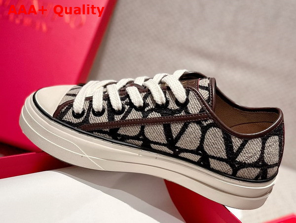 Valentino Toile Iconographe Totaloop Low Top Sneaker in Beige and Black Replica