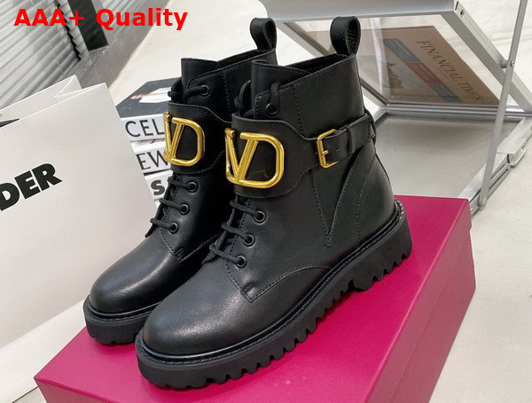 Valentino Vlogo Signature Calfskin Combat Boot 35mm Black Replica